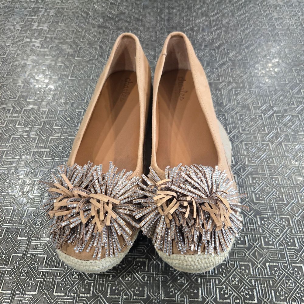 Chatties Women's Tan and Cream Embellished Loafers